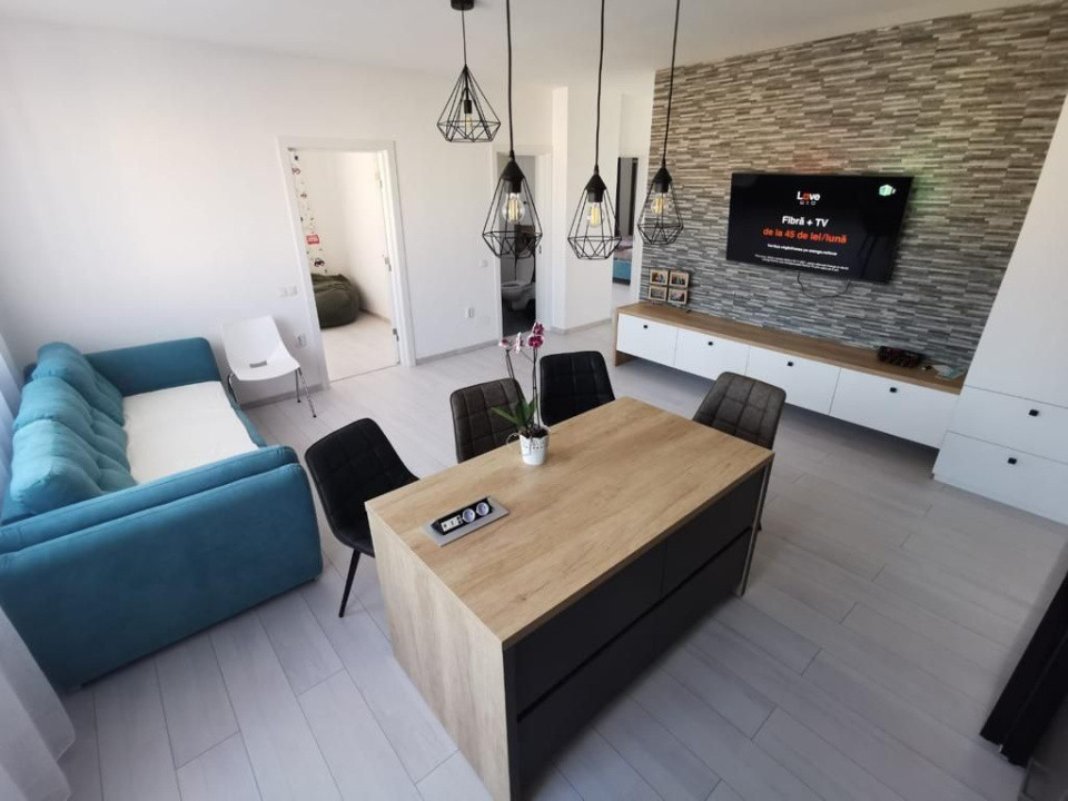 Apartament 3 CAM, SU 61.5MP, 1 BALCON 1 TERASA CU JACUZZI, zona CETATII
