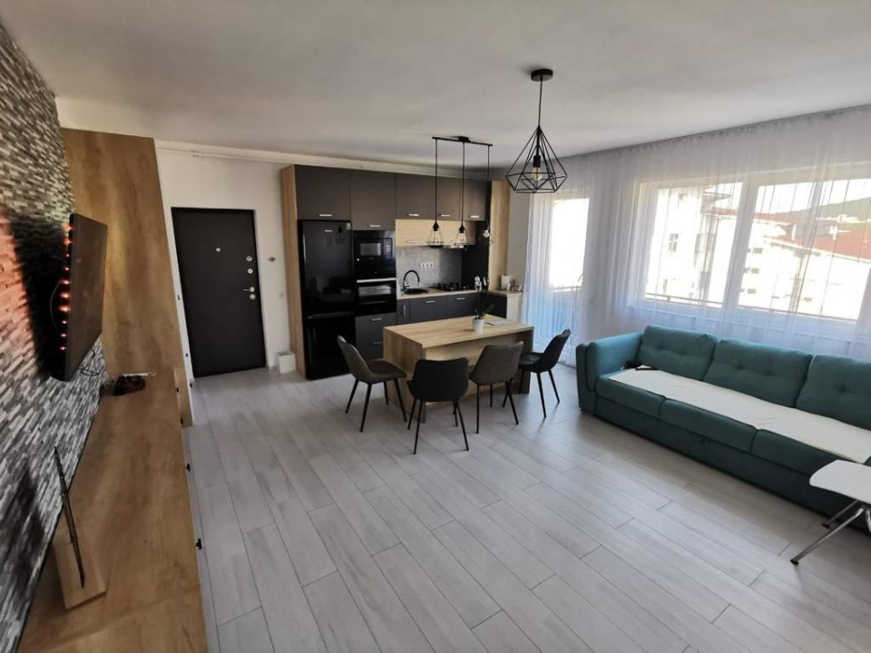 Apartament 3 CAM, SU 61.5MP, 1 BALCON 1 TERASA CU JACUZZI, zona CETATII