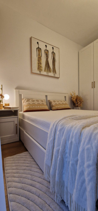 Apartament 2 CAM, SU 40MP, zona Intre Lacuri