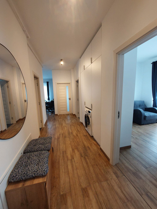 Apartament de vanzare , semidecomandat 77mp+68mp terasa , zona Teilor 