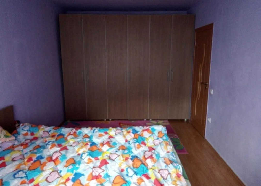 Apartament de vanzare , Decomandat 55mp 2 CAMERE , zona Florilor 