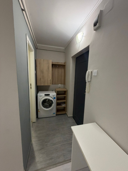 Apartament de inchiriat , semidecomandat 22mp zona GHEORGHENI