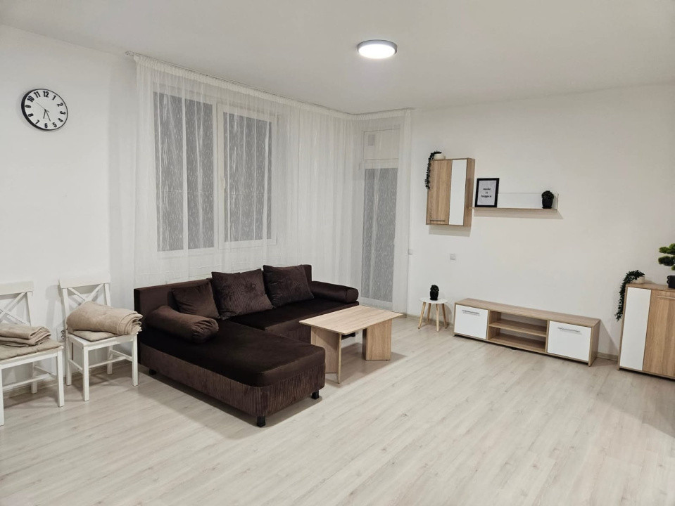 Apartament de vanzare , semidecomandat 57mp, zona Eroilor