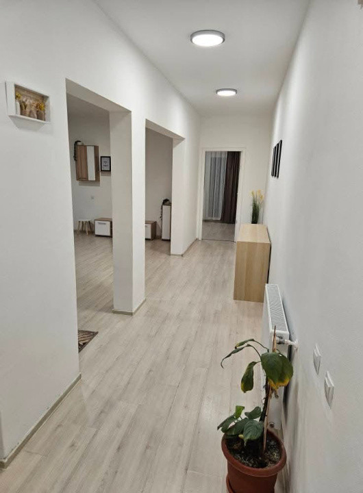 Apartament de vanzare , semidecomandat 57mp, zona Eroilor