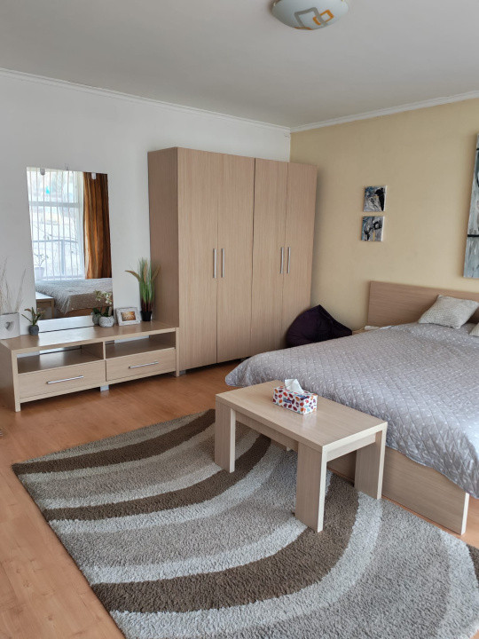 Apartament de vanzare semidecomandat ,1 camere 37 mp , zona BACIU