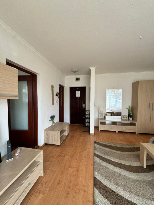 Apartament de vanzare semidecomandat ,1 camere 37 mp , zona BACIU