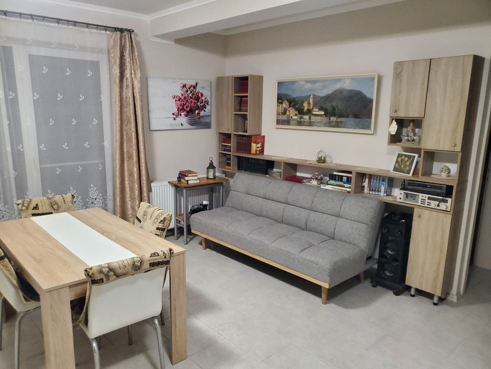 Apartament cu 2 camere + 2 balcoane