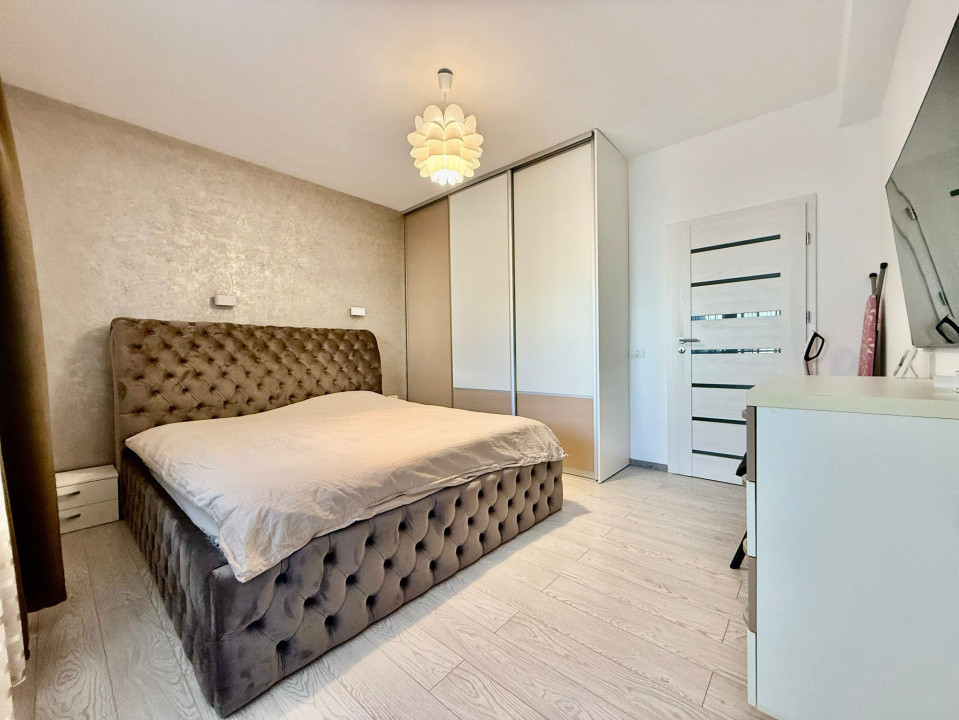 Apartament 3 camere + logie cu o suprafață de 70mp