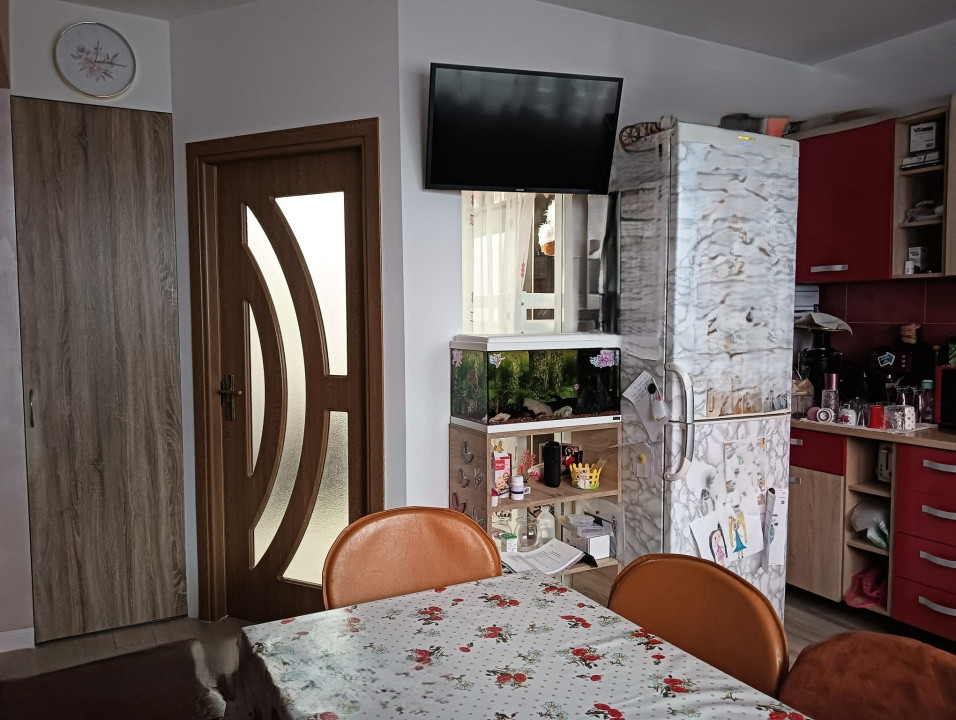 Apartament 2 camere, 44mp, zona Eroilor, Floresti