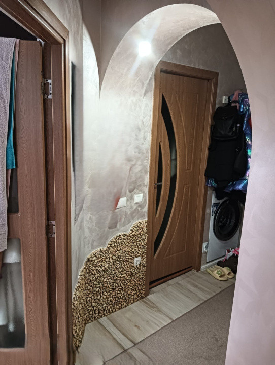 Apartament 2 camere, 44mp, zona Eroilor, Floresti