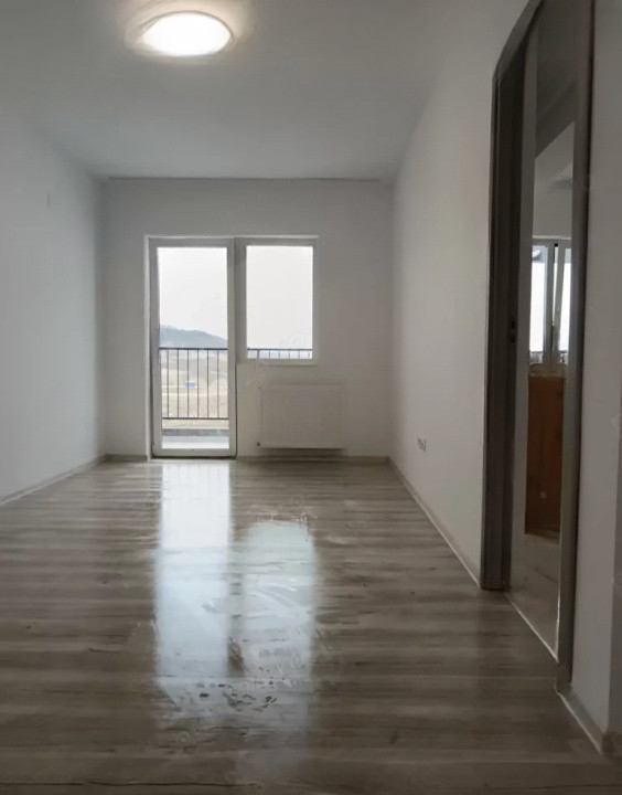 Apartament cu o camera, 38 mp, zona Terra , Floresti