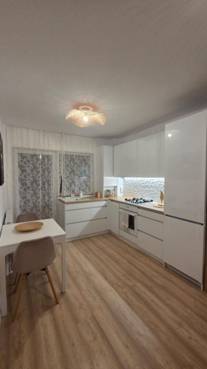 Apartament 2 camere, 28,5.mp | Zona Porii | Floresti |