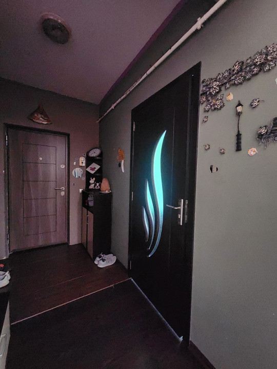 Apartament 2 Camere si Parcare inclusa in pret, Zona Stejarului, Floresti