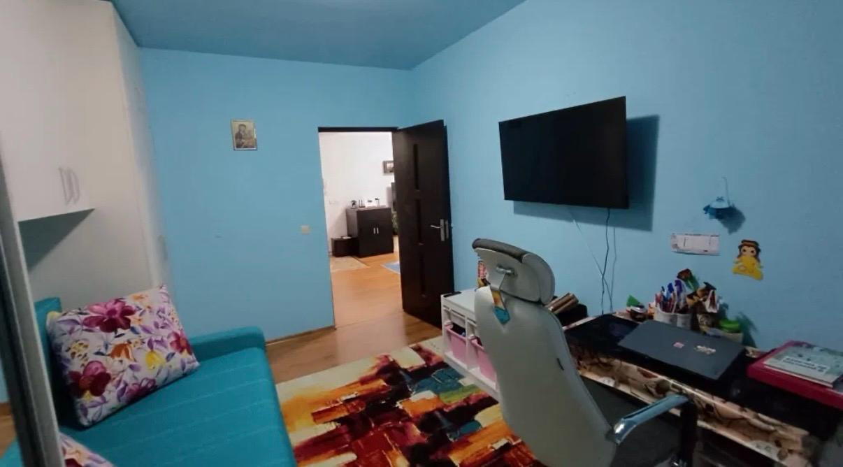 Apartament 2 camere semidecomandat 46,44 MP Zona TERRA