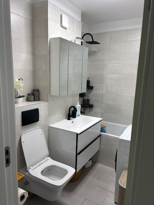 Apartament 3 CAMERE SU 43MP, ZONA CETĂȚII