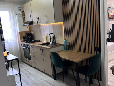 Apartament 3 CAMERE SU 43MP, ZONA CETĂȚII
