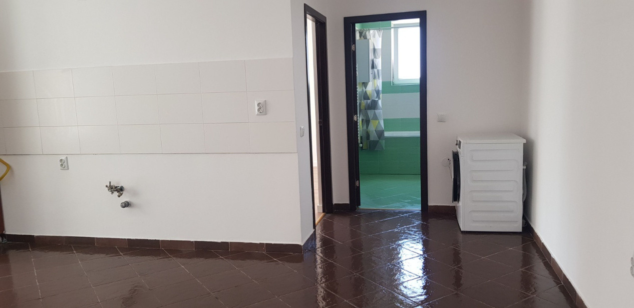 Apartament cu 3 CAMERE, 59MP, ZONA EROILOR