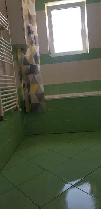 Apartament cu 3 CAMERE, 59MP, ZONA EROILOR