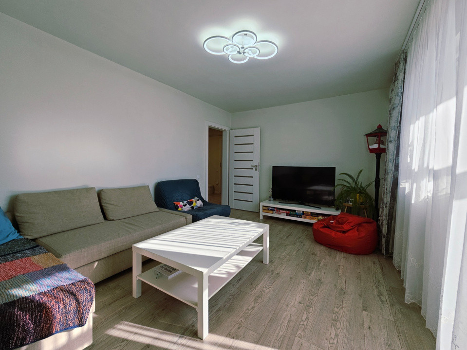 Apartament 4 CAMERE, SU 77MP, MĂNĂȘTUR