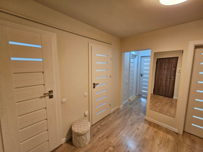 Apartament 4 CAMERE, SU 77MP, MĂNĂȘTUR