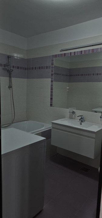 Apartament 3 CAMERE, SU 67MP, ZONA FLORILOR 