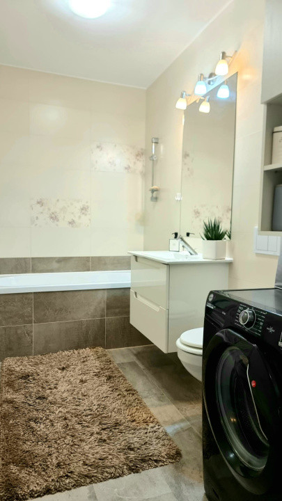 Apartament 3 CAMERE, SU 65MP, ZONA CETĂȚII