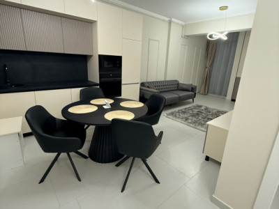 Apartament de vanzare semidecomandat ,2 camere 47 mp , zona Vivo