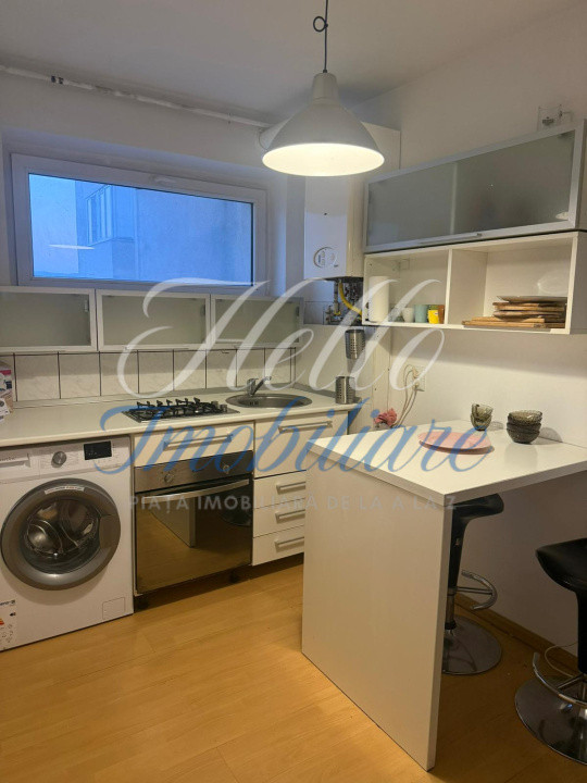 Vand apartament 2 camere 49mp+balcon 3mp ,zona Grigorescu