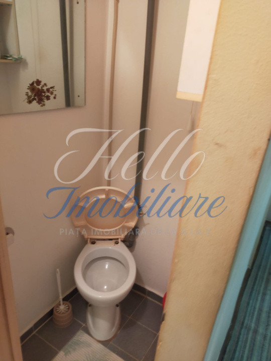 Vand apartament 3 camere 65mp+balcon 4,5mp zona Manastur ,Cluj 