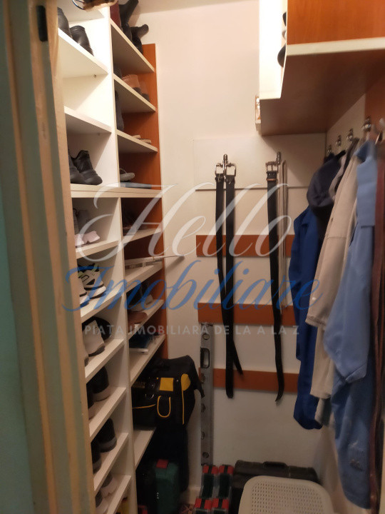 Vand apartament 3 camere 65mp+balcon 4,5mp zona Manastur ,Cluj 