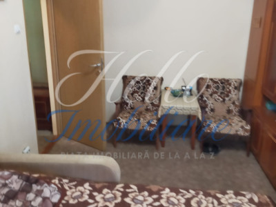 Vand apartament 3 camere 65mp+balcon 4,5mp zona Manastur ,Cluj 