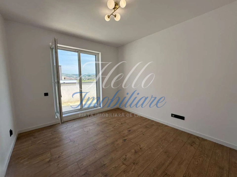Apartament de vanzare  DECOMANDAT 2 camere, 52mp zona Terra