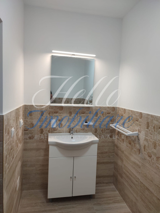 De vanzare spatiu comercial 92 mp zona Eroilor 