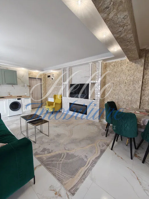 Apartament de vanzare , semidecomandat 56 mp ,3 camere  zona Vivo 