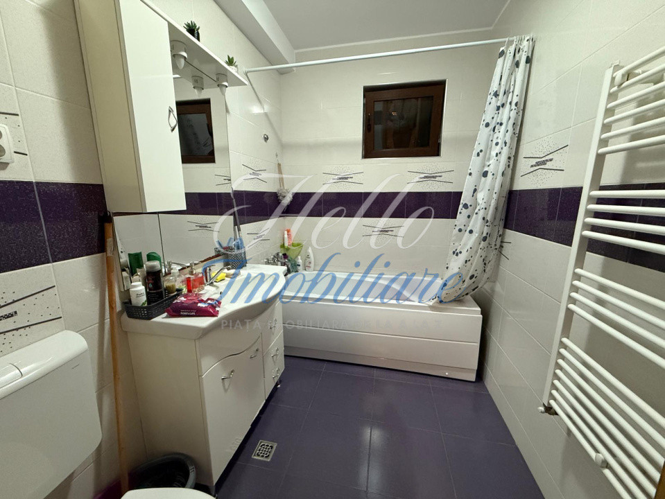 Apartament de vanzare semidecomandat ,2 camere 56,72 mp , zona Parcul Poligon 