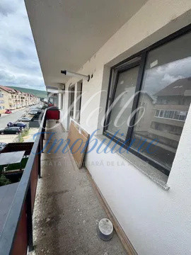 Apartament 3 camere 66mp+balcon 12mp zona Terra