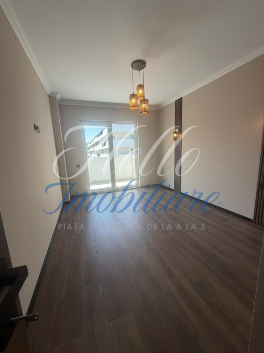 Apartament de vanzare  ,3 camere 60 mp , zona Eroilor 