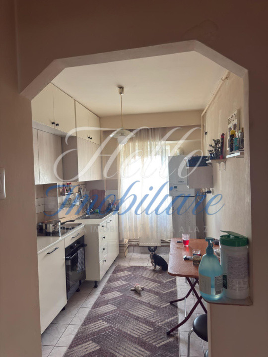 Apartament de vanzare 4 camere 64 mp , Manastur 