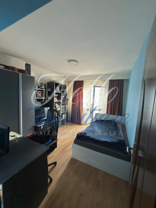 Apartament de vanzare 4 camere 64 mp , Manastur 