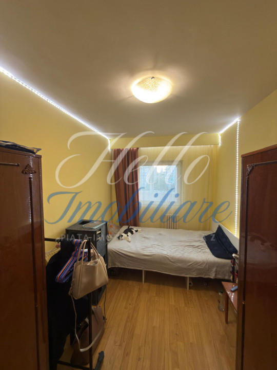 Apartament de vanzare 4 camere 64 mp , Manastur 