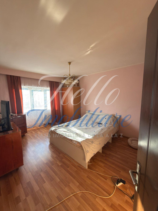 Apartament de vanzare 4 camere 64 mp , Manastur 