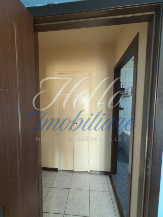Apartament de vanzare 4 camere 64 mp , Manastur 