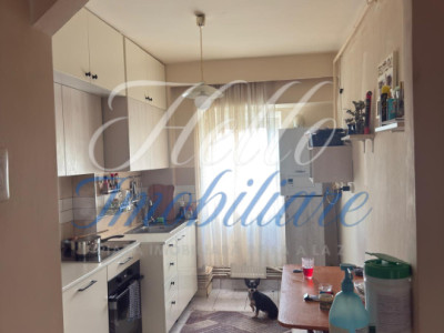 Apartament de vanzare 4 camere 64 mp , Manastur 