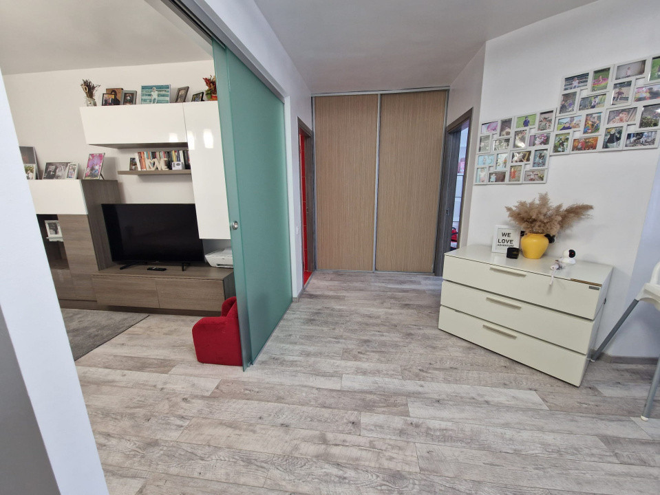 Apartament 3 camere 58,6 mp , Zona Florilor 