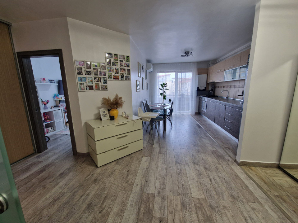 Apartament 3 camere 58,6 mp , Zona Florilor 