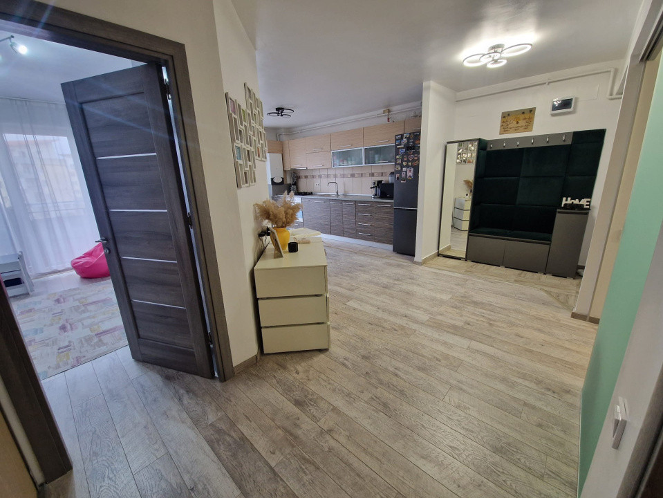 Apartament 3 camere 58,6 mp , Zona Florilor 