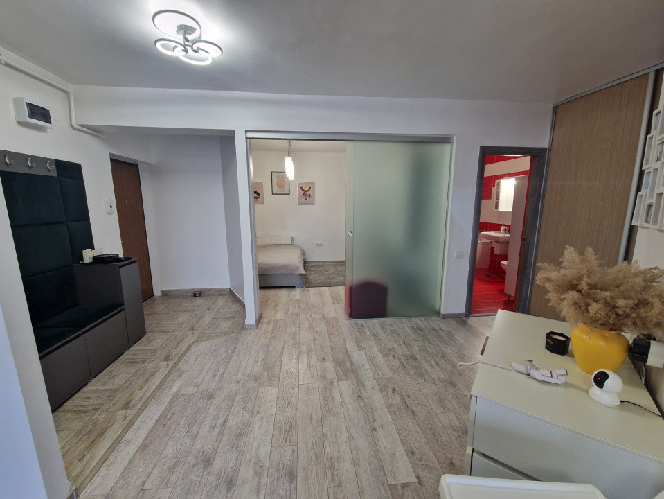 Apartament 3 camere 58,6 mp , Zona Florilor 
