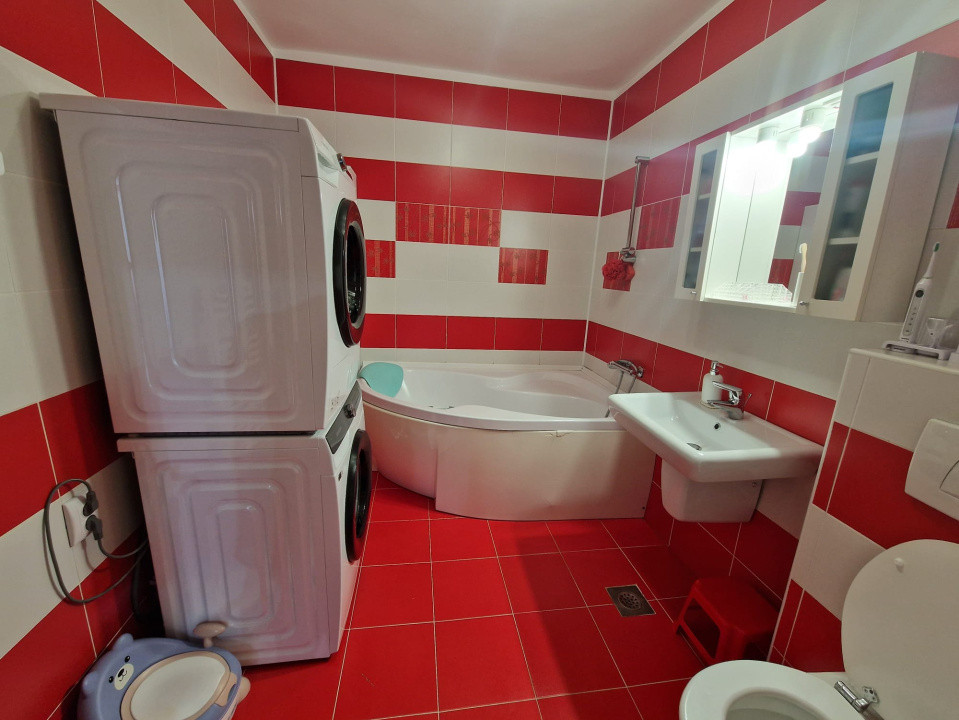 Apartament 3 camere 58,6 mp , Zona Florilor 