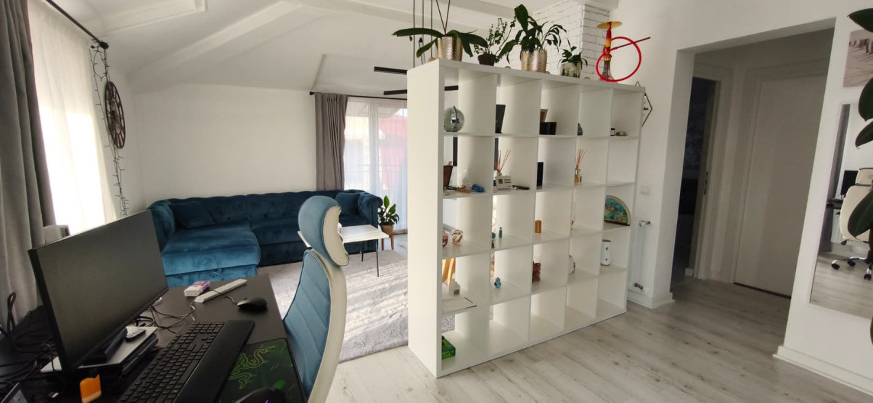 Apartament de vanzare semidecomandat ,2 camere 50 mp , zona Terra