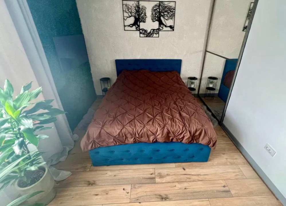 Apartament 2 camere 40 MP, 20mp TERASA ,Zona Teilor
